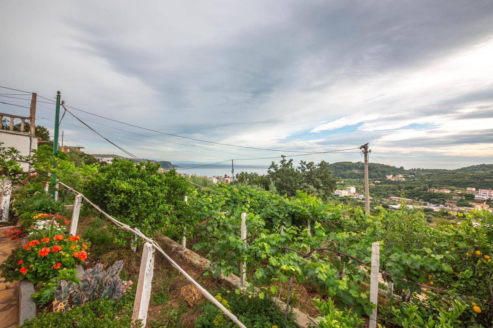 Villa Rondo Himare Luaran gambar